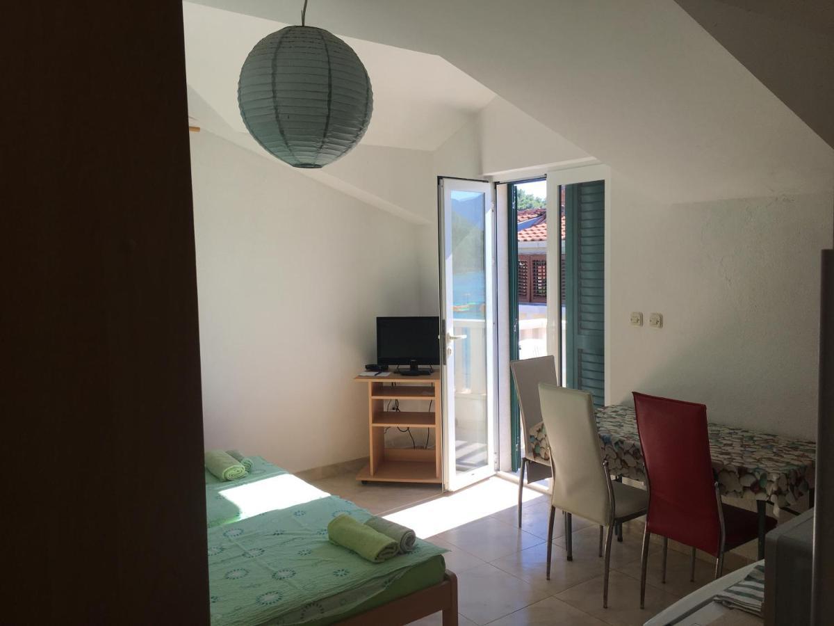 Žuljana Apartmani Domenika מראה חיצוני תמונה